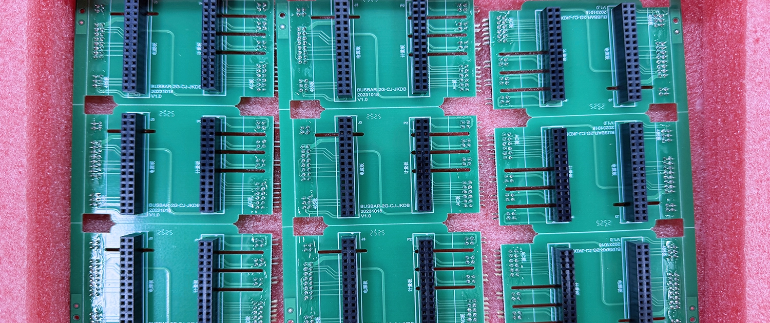 High-performance printed circuit assembly for industrial applications