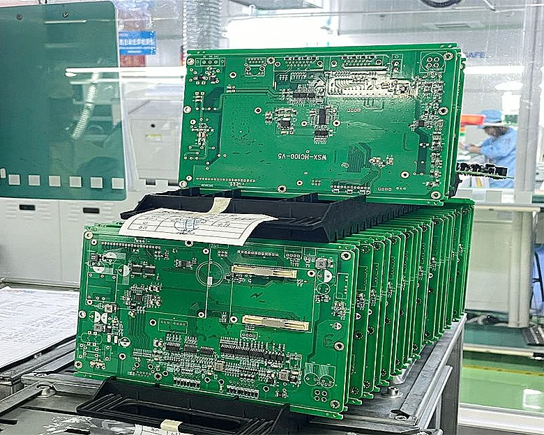 SCSPCBA has rich experience in printed circuit assembly