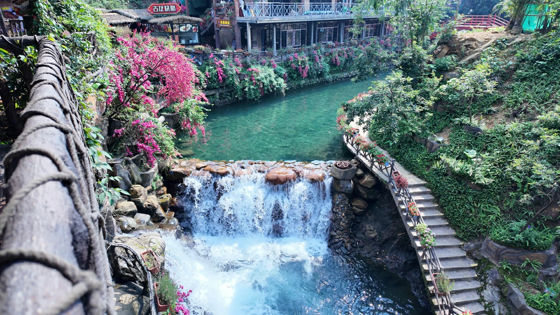 qingyuan gulongxia rafting scenic area