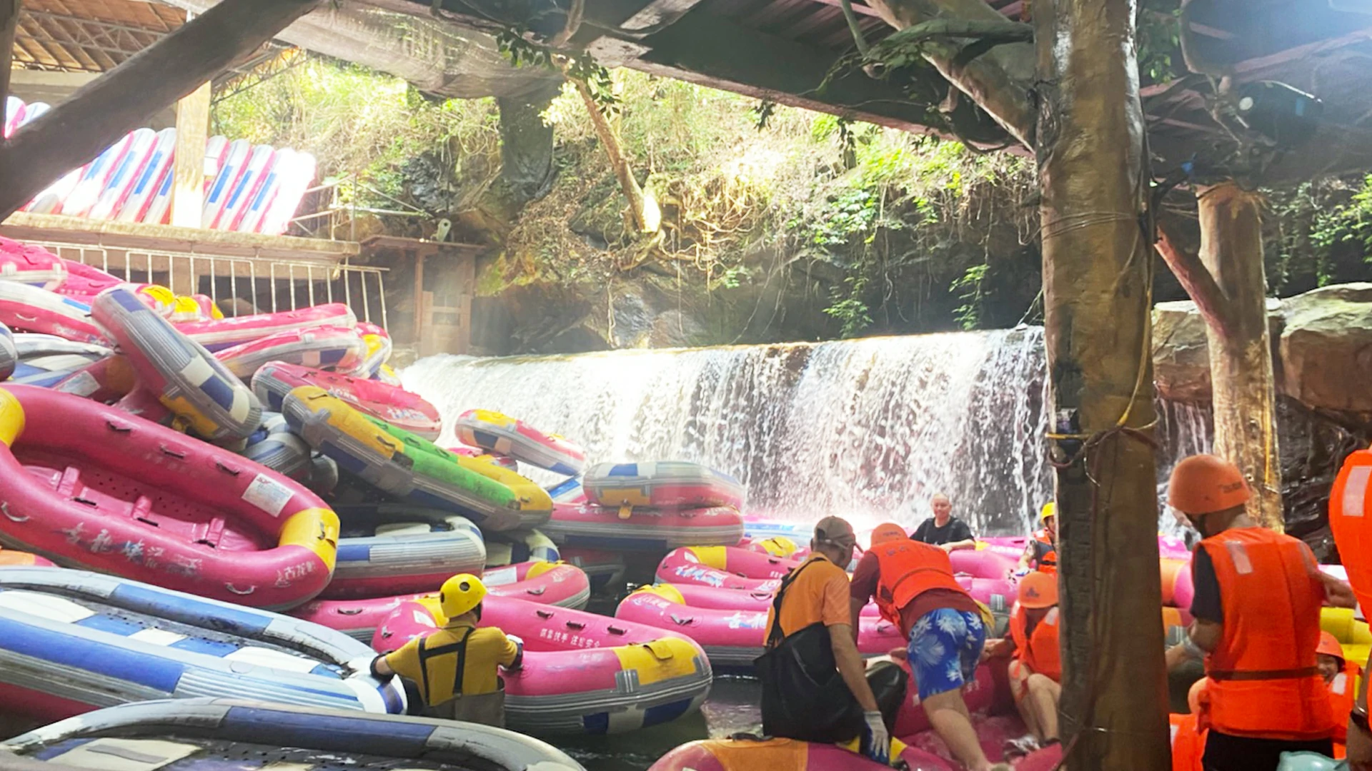 rafting yacht area