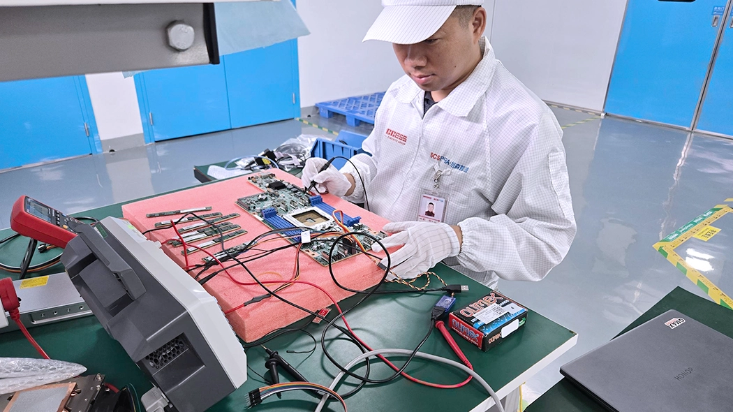 SCSPCBA Engineers are conducting functional tests on a renewable energy printed circuit board. SCSPCBA Engineers are conducting functional tests on a renewable energy printed circuit board.